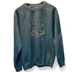 Golden Hour Basketball NYC Champs College Graphic Sweatshirt Teal M/L